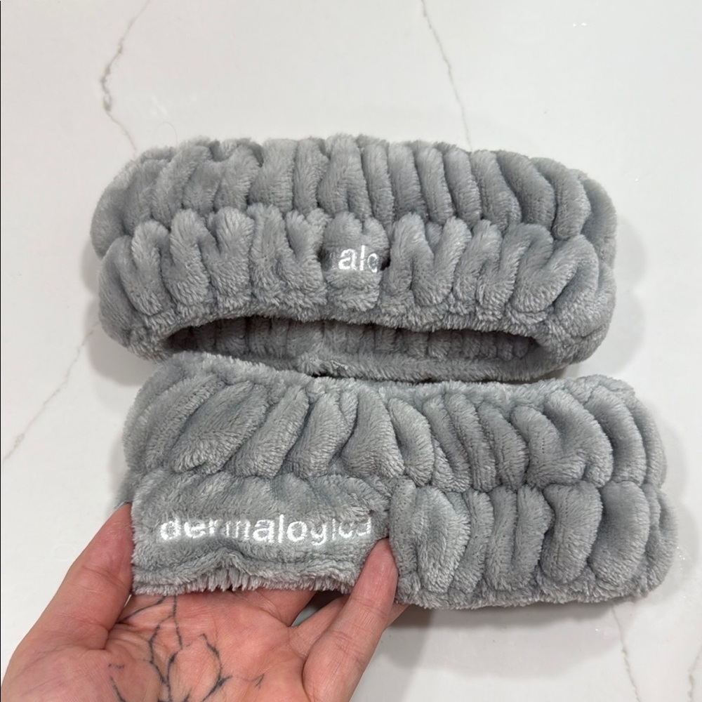 Dermalogica Soft Gray Headband